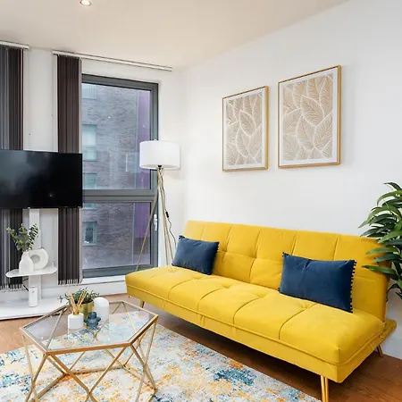 Apartment-juliet Balcony-perfect For Long & Remote Work *